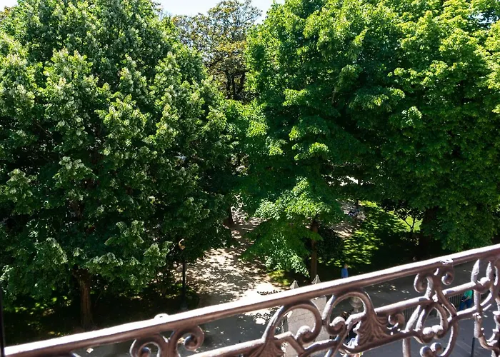 Jardim De Sao Lazaro - 포르투